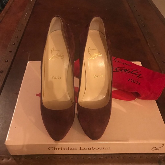 Christian Louboutin Burgundy Suede Platform Pump - Picture 3 of 8